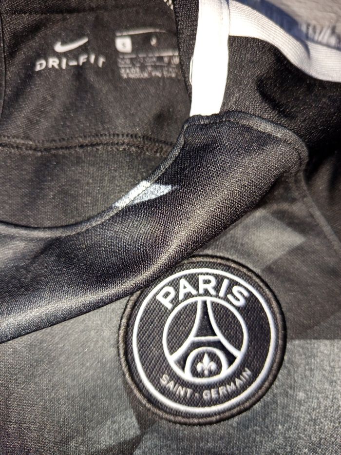 T-shirt foot Paris enfant - photo numéro 5