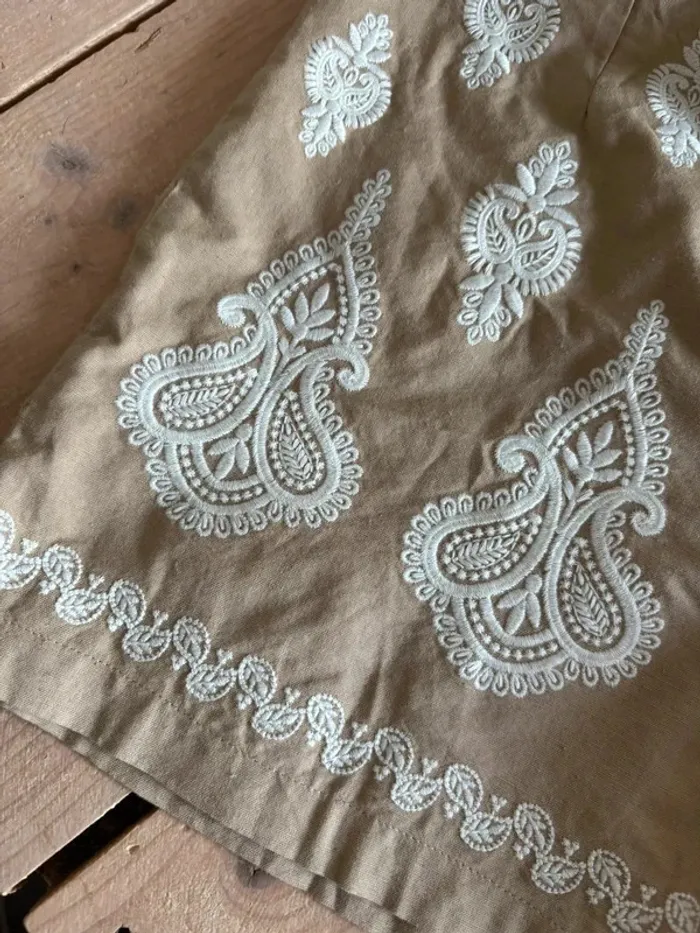 Short brodé Promod taille XS - photo numéro 2