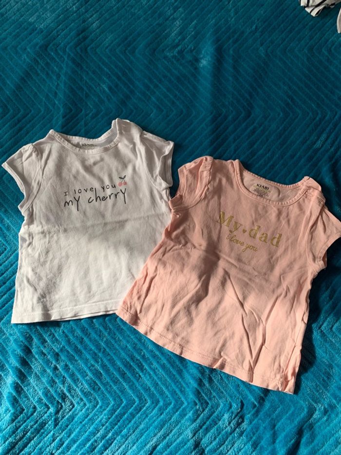 Lot 2 tee shirts 12 mois fille