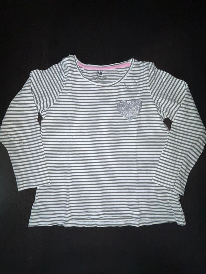 Lots teeshirts manches longues 4 ans - photo numéro 5