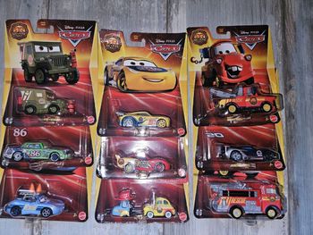 Lot de 9 nouvelles voitures cars Mattel Disney Pixar neuves nouvelles série spéciale 2025