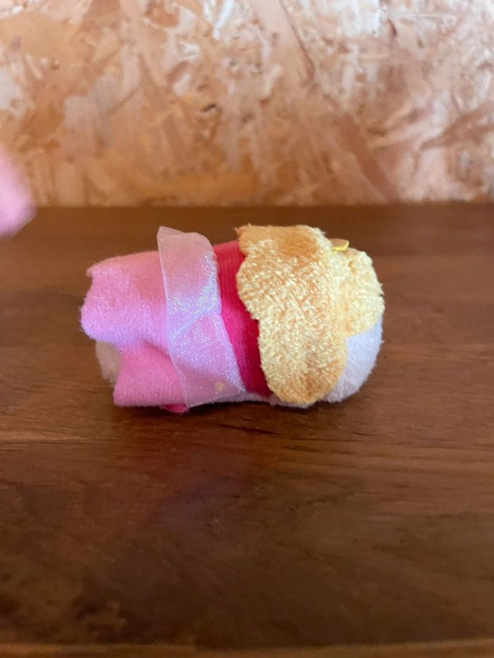 Tsum Tsum officiel Disney la princesse Aurore dans la Belle au bois dormant - photo numéro 3