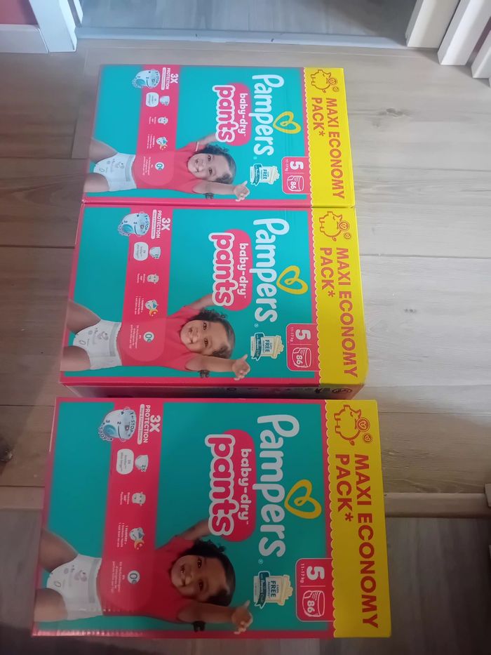 Couches pampers pants taille 5