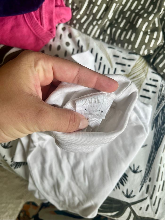 T-shirt manches longues Zara - photo numéro 2