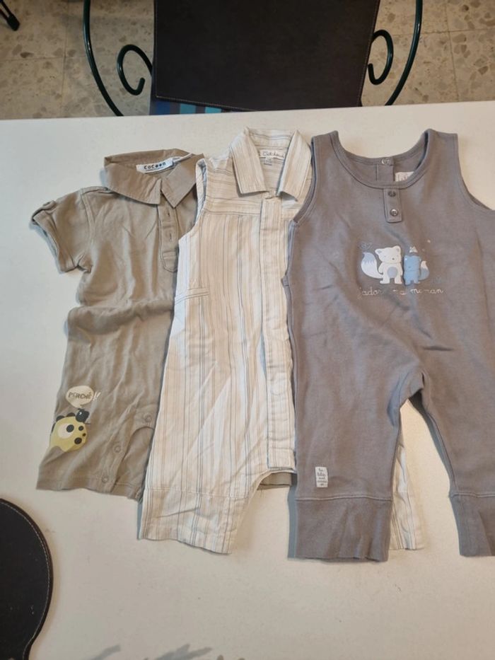 Lot combinaisons 9 mois