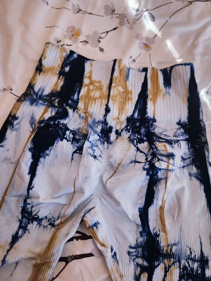 Legging sport push up neuf - photo numéro 3