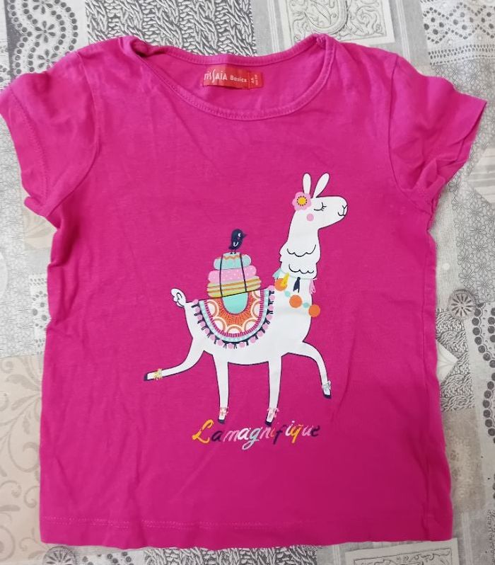 T shirt fille en 4 ans