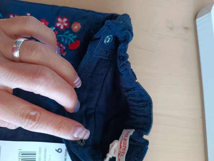 Pantalon velours 9 mois dpam fleurs - photo numéro 5