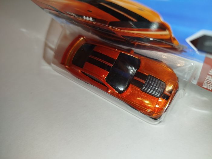 Hot Wheels 2020 Ford Mustang Shelby GT500 2025 - photo numéro 4