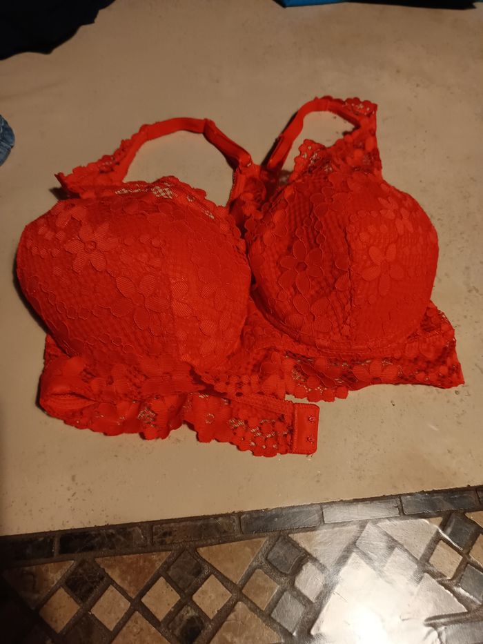 Soutien gorge - photo numéro 5
