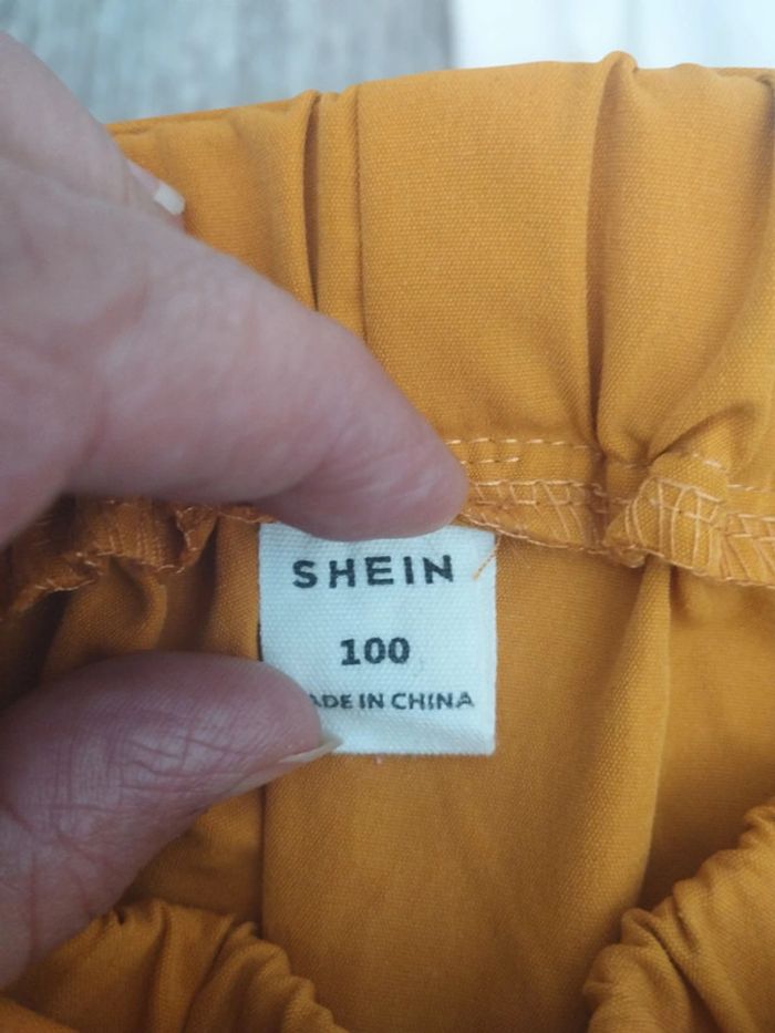 Très bel ensemble + accessoire fille 3 ans (100) Shein neuf sans étiquette - photo numéro 7