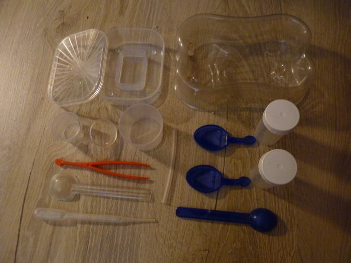 lot accessoire jouet chimie, experience enfant TBE - photo numéro 2