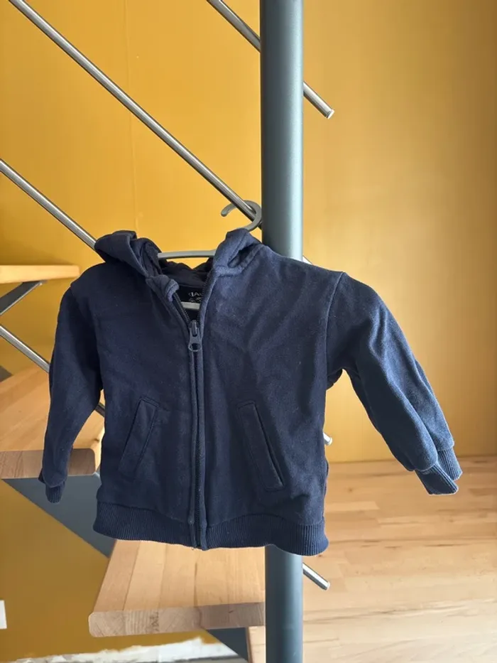 Gilet à capuche
