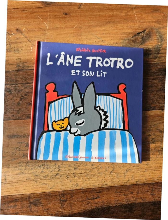 Livre L'âne Trotro et son lit