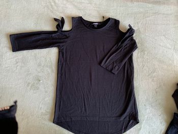 T-shirt épaules nues
