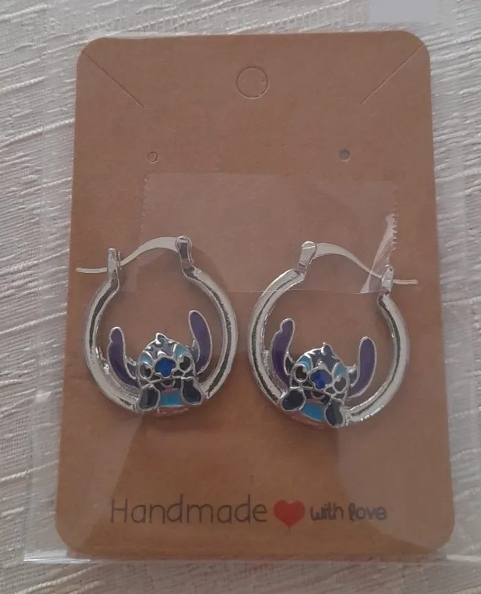 Boucles d oreilles stitch