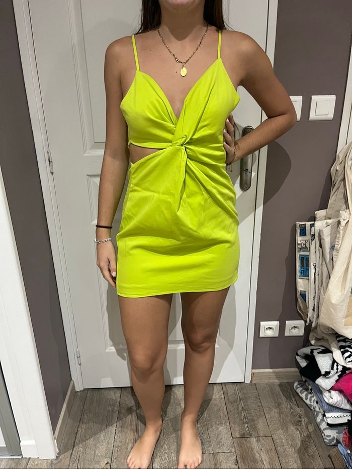 Robe courte