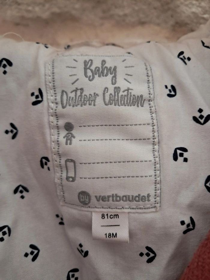 Manteau hiver 18m couleur brique très bon état - photo numéro 2