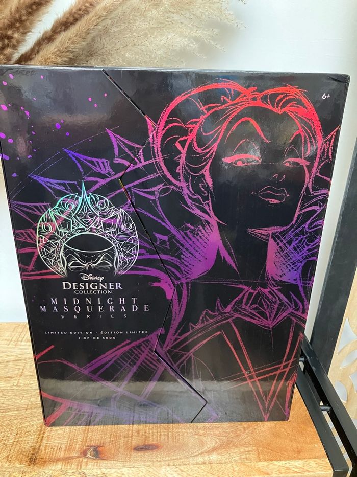 Poupée édition limitée evil queen non déboxer - photo numéro 3