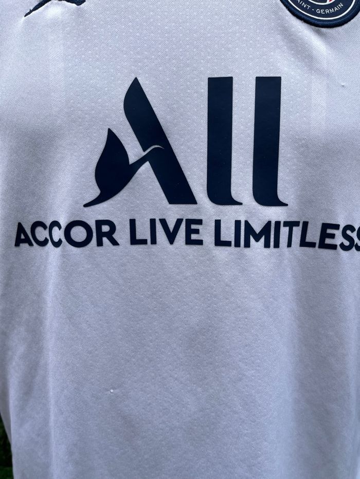 Maillot Messi PSG - photo numéro 6