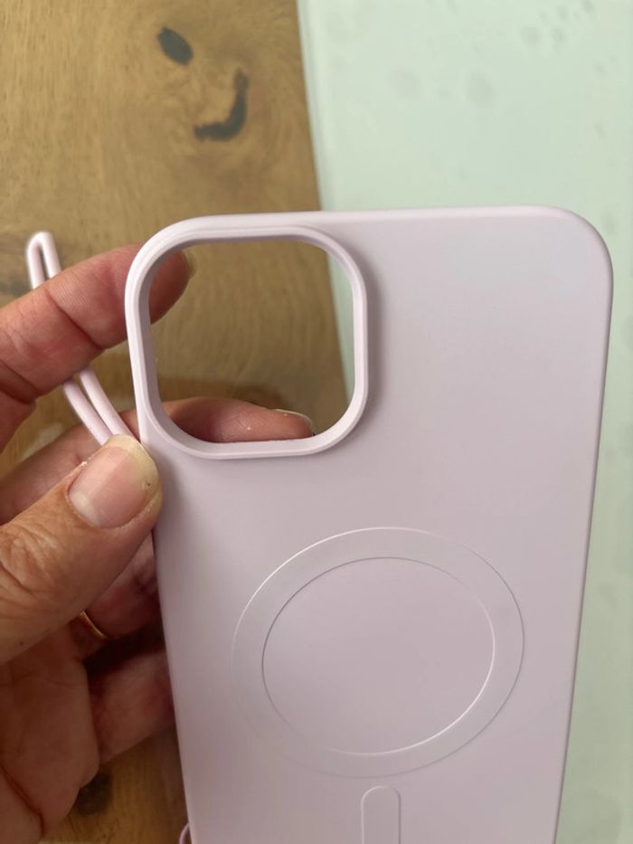 Coque iPhone 15 plus - photo numéro 2