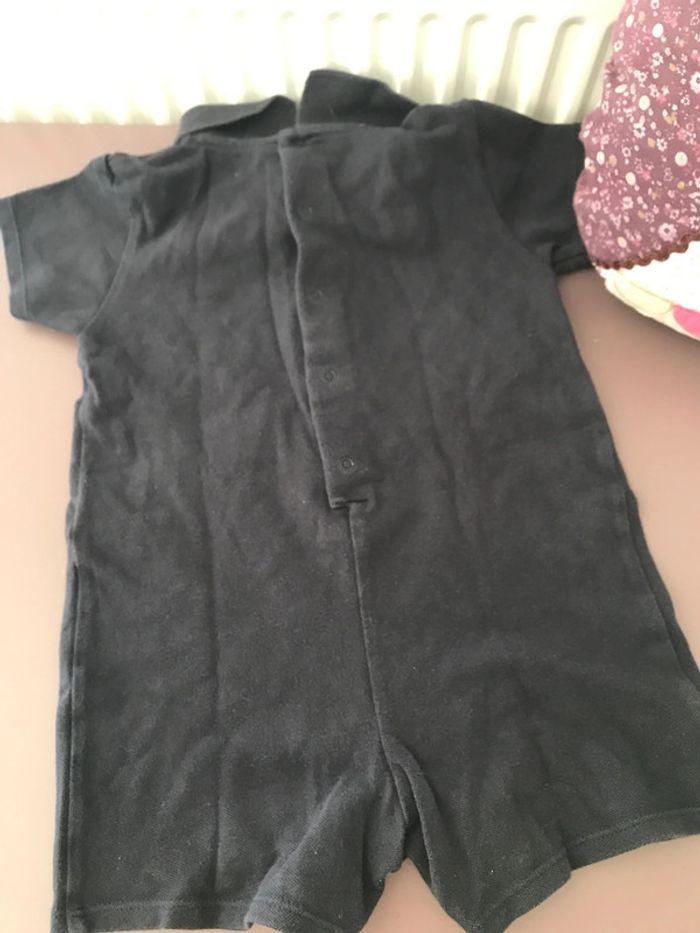 Combishort Hugo Boss 12 mois - photo numéro 6