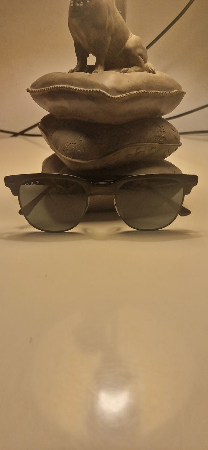 Ray ban