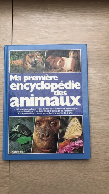 Livre la première encyclopédie des animaux