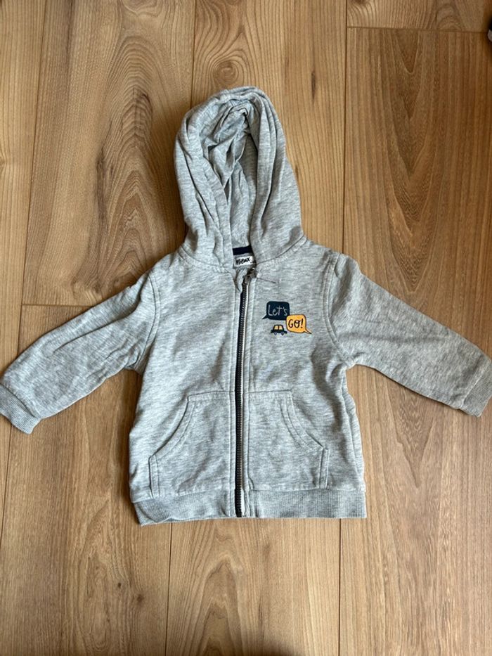 Veste à capuches 12 mois