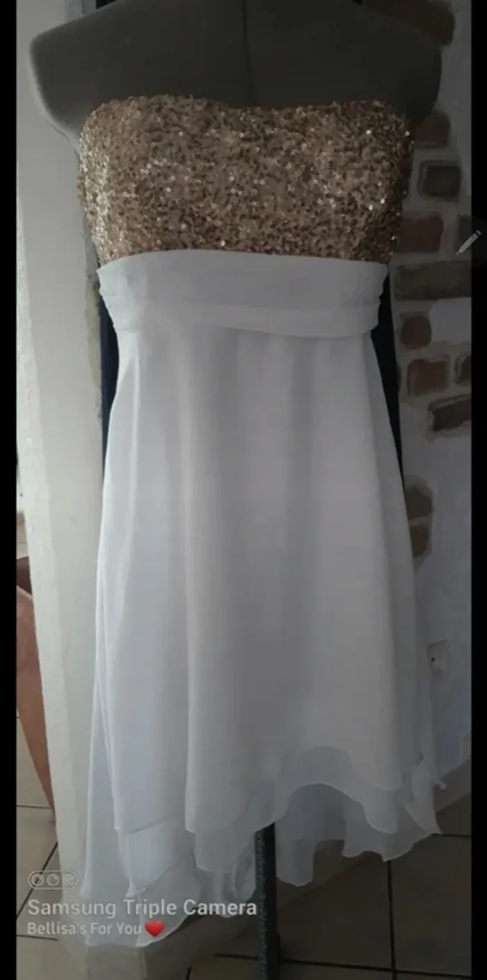 Élégante Robe blanche à sequins dorés - photo numéro 2