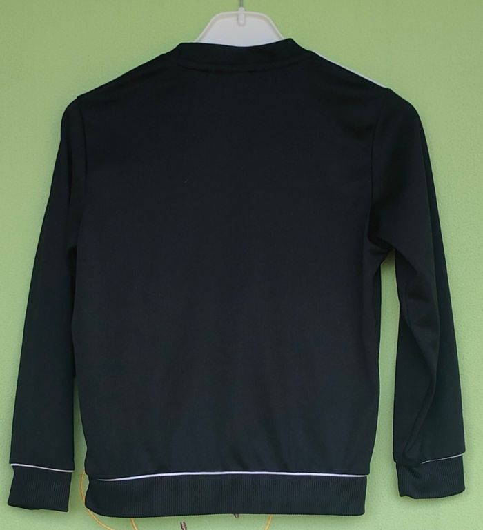 Pull Adidas taille 8 ans - photo numéro 3