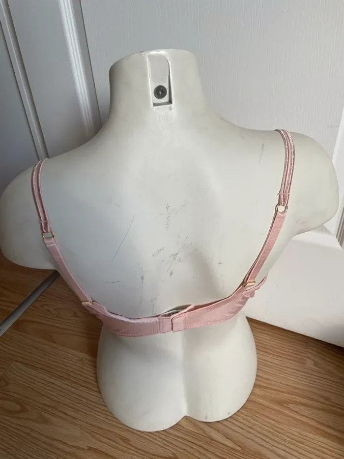 Soutien gorge - photo numéro 6