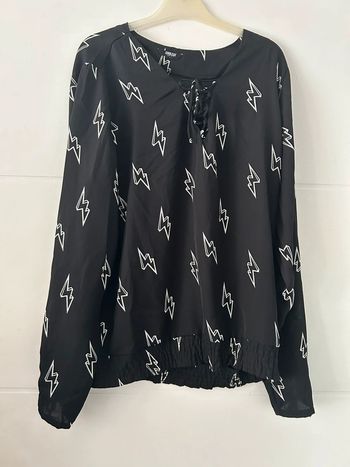 Haut noir et blanc
