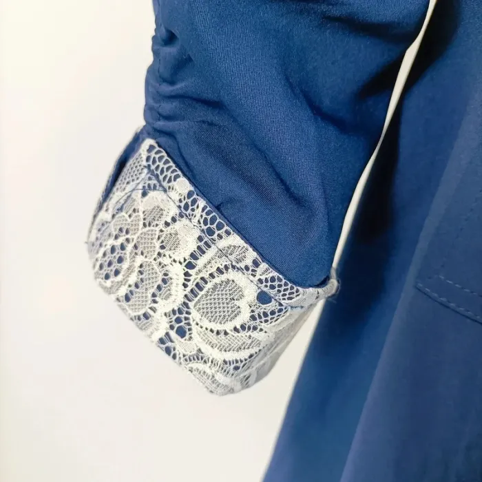 Veste bleu marine esprit victorien • détails dentelle & manches froncées A667 - photo numéro 3