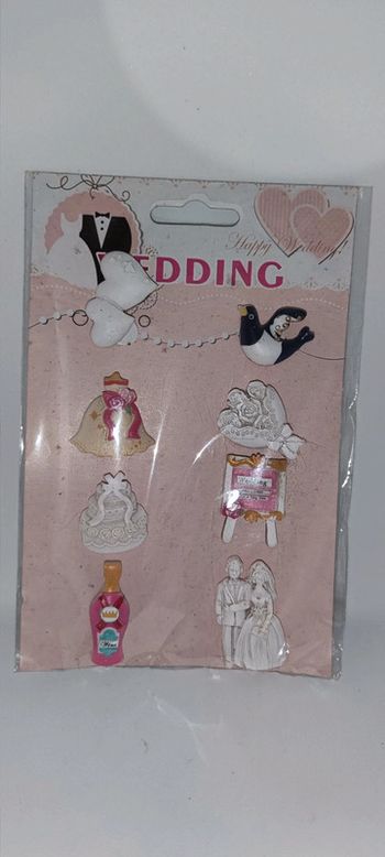 Embellissements en résine thème mariage