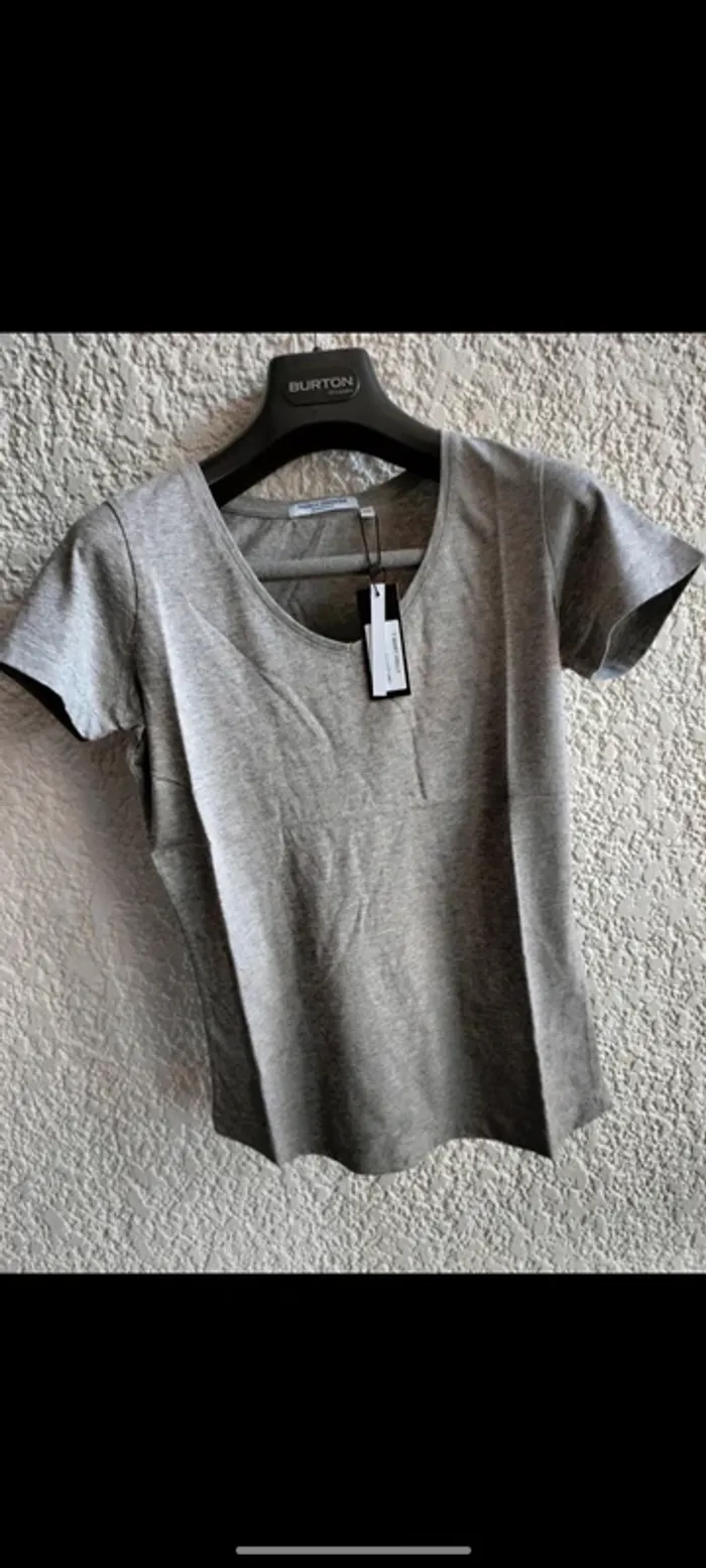 Lot de 2 tee shirt French Disorder  T XS neuf - photo numéro 3
