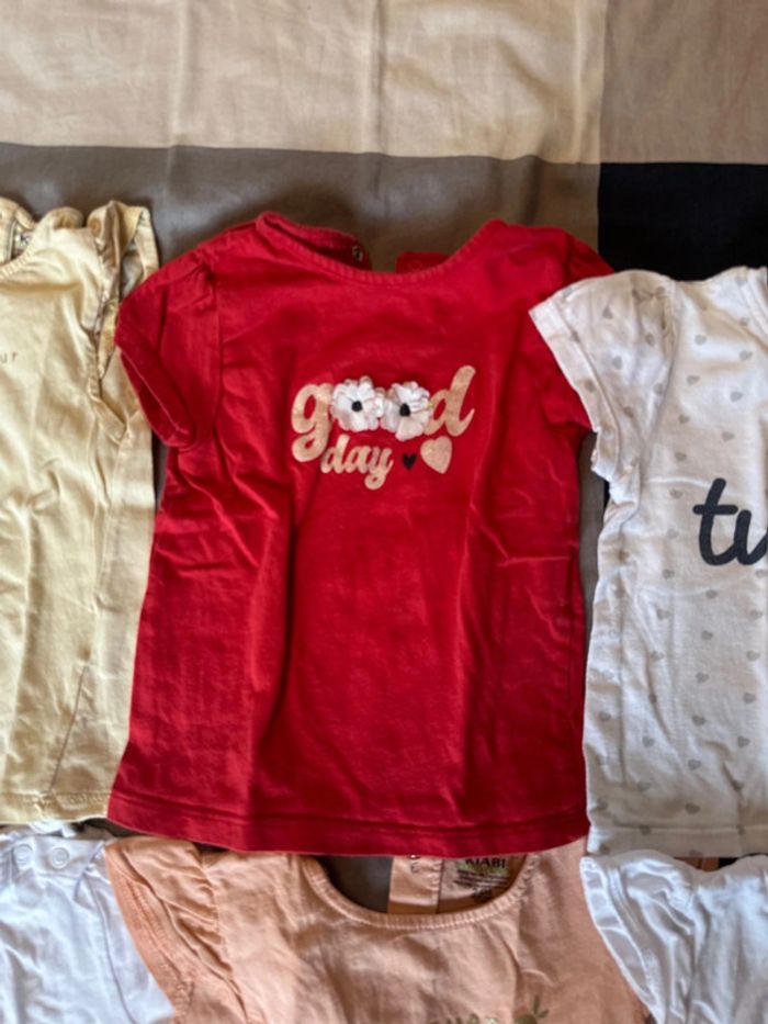 Lot de 6 t-shirt en 24 mois - photo numéro 3
