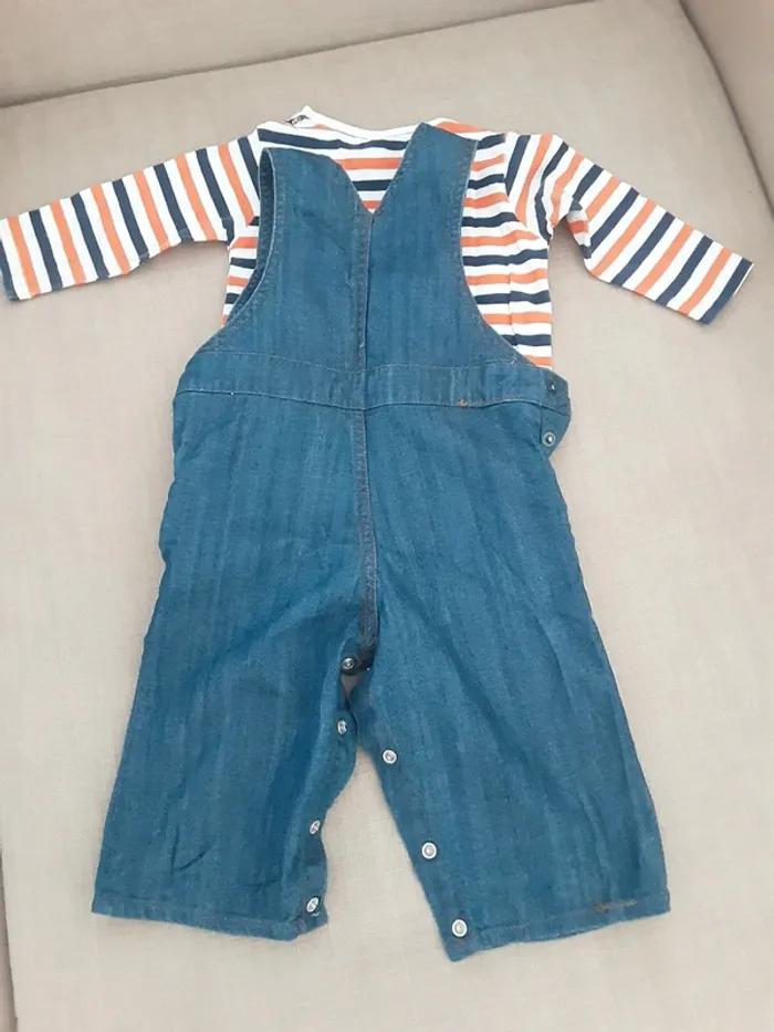 Ensemble salopette jean Mickey - Taille 12 mois - photo numéro 2