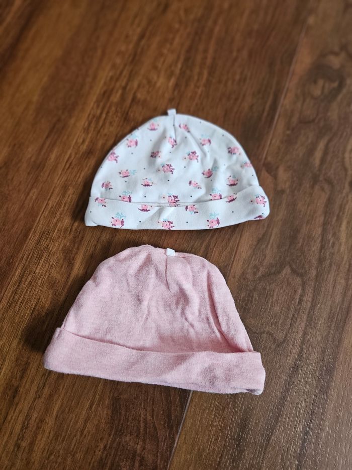 2 bonnets naissance