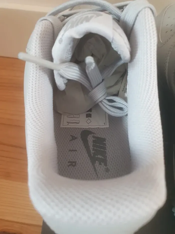 Nike Air Force 1 (37.5) - photo numéro 5