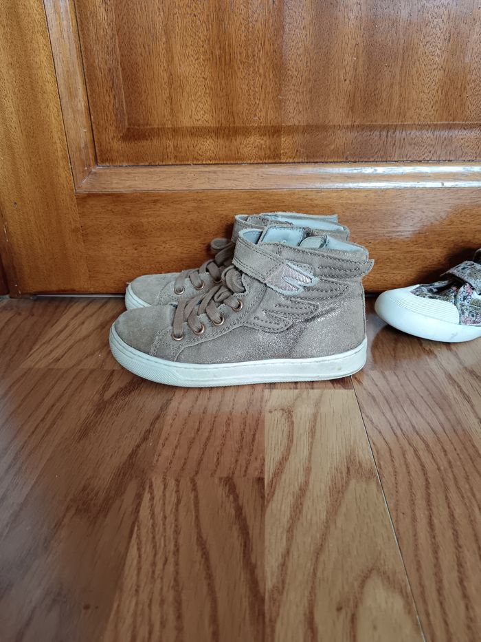 Lot 29 Vertbaudet boots cuir et baskets - photo numéro 5