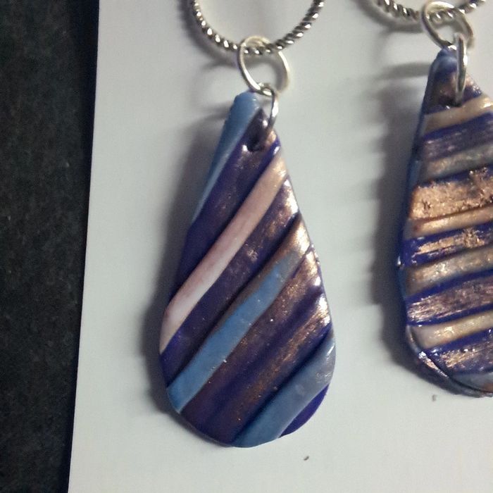 Parrurre boucles d'oreilles pendante avec pendentif assortie - photo numéro 9