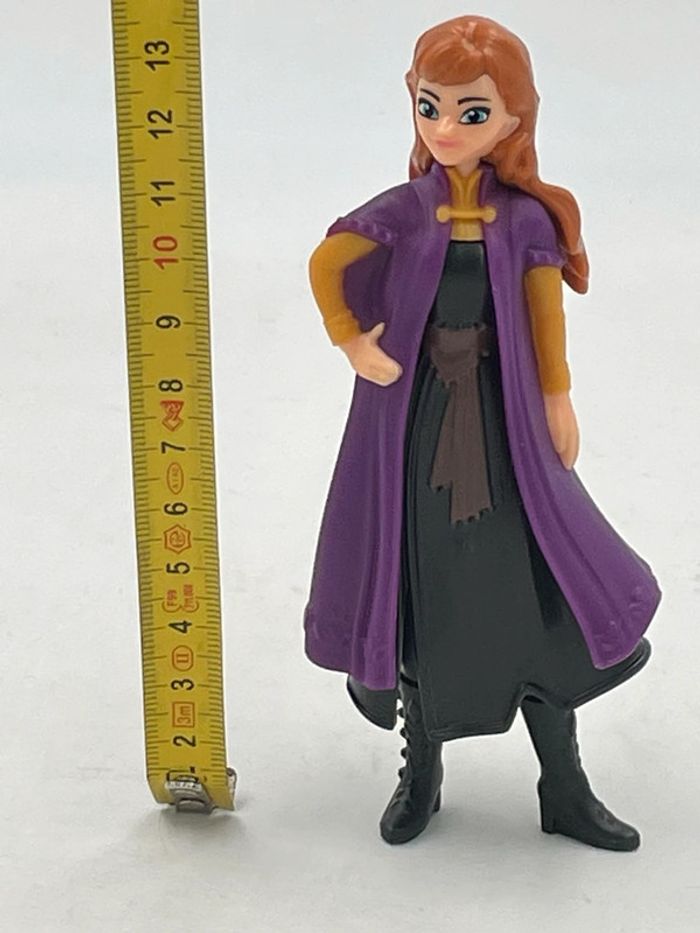 Figurine Disney Princesse reine des neiges Elsa 14 cm - photo numéro 5
