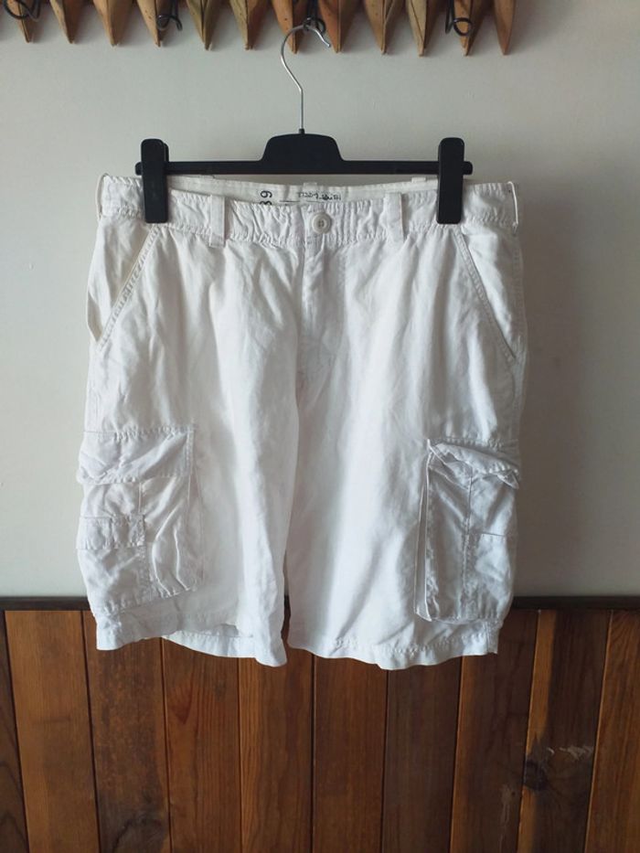 Short blanc avec poches latérales