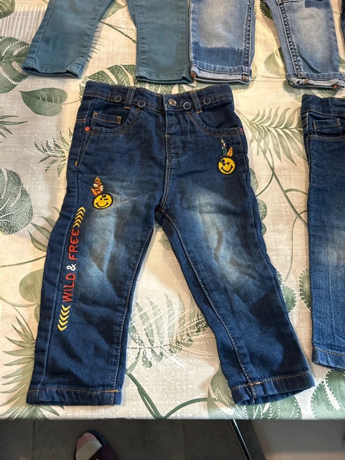 Mot de 5 jeans 12 mois - photo numéro 2