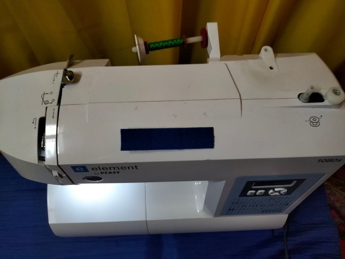 Machine à coudre pfaff - photo numéro 4
