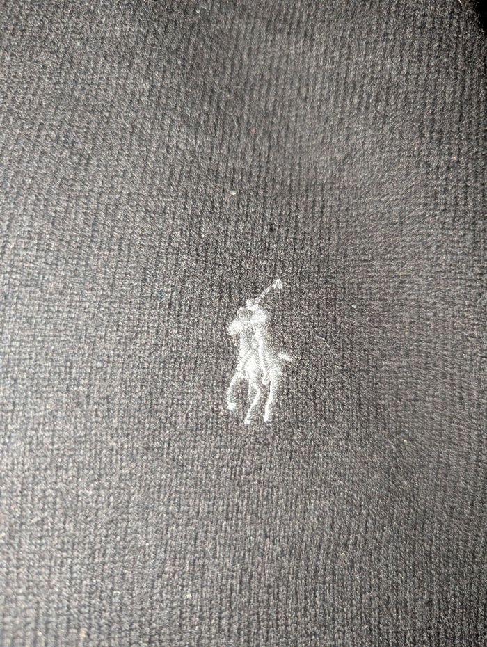 Pull Ralph Lauren noir col en V en laine - photo numéro 3