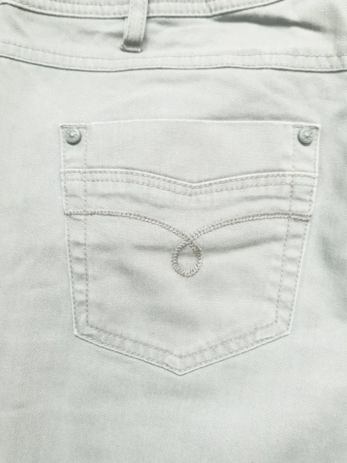 Jean's femme Camaieu taille 40 - photo numéro 3