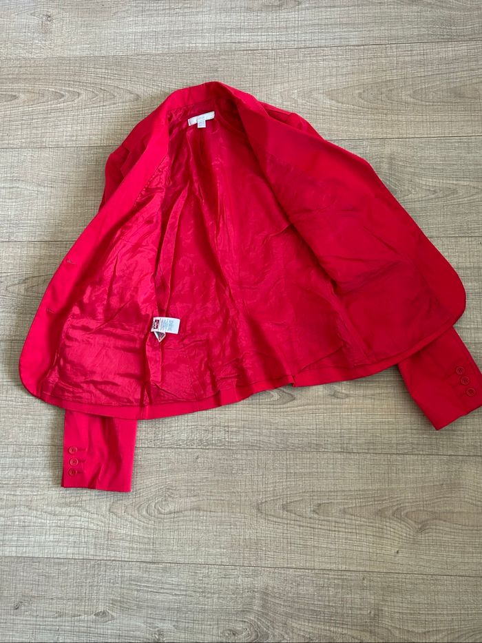 Blazer rouge satiné Mango taille européenne 38 jamais porté - photo numéro 8
