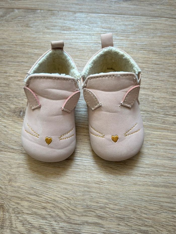 Petites chaussures chat